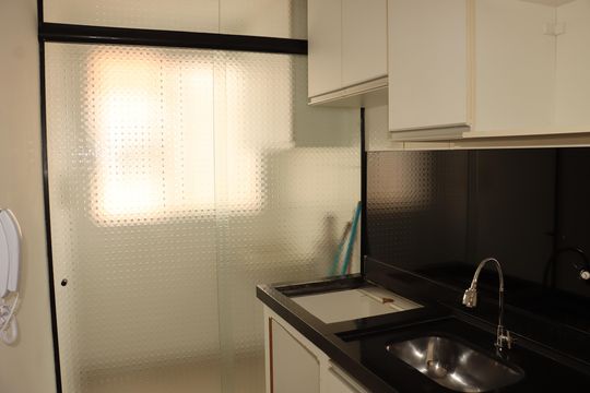 Apartamento à venda com 2 quartos, 41m² em Jardim Santa Teresinha, São Paulo