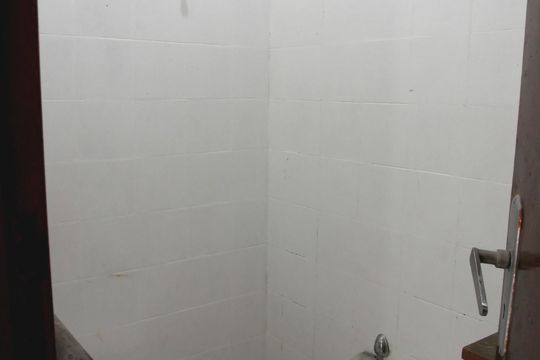 Lavabo de casa à venda com 2 quartos, 180m² em Jardim Rosalina, São Paulo