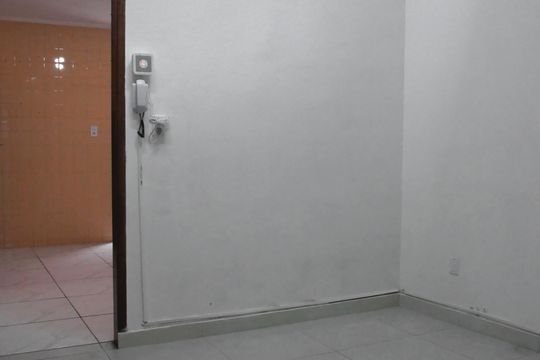 Sala de casa à venda com 2 quartos, 180m² em Jardim Rosalina, São Paulo