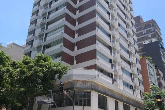 Fachada de apartamento para alugar com 1 quarto, 55m² em Bela Vista, São Paulo