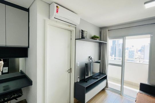 Cozinha de apartamento para alugar com 1 quarto, 55m² em Bela Vista, São Paulo
