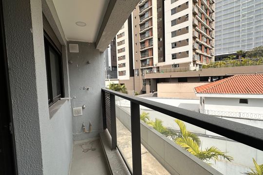 Kitnet/Studio à venda com 1 quarto, 27m² em Jardim das Acacias, São Paulo