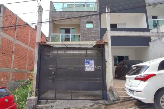 Fachada de casa para alugar com 3 quartos, 168m² em Eldorado, Diadema