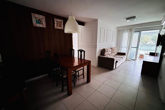 Sala de apartamento para alugar com 2 quartos, 70m² em Recreio dos Bandeirantes, Rio de Janeiro