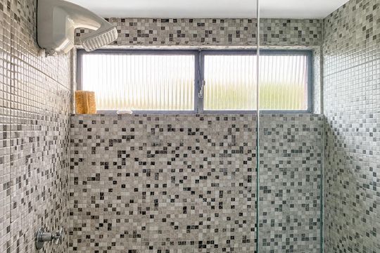 Banheiro de apartamento à venda com 3 quartos, 86m² em Vila Clementino, São Paulo