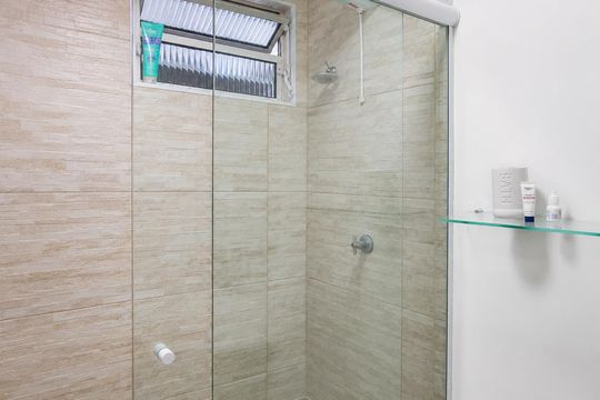 Banheiro de apartamento à venda com 3 quartos, 86m² em Vila Clementino, São Paulo
