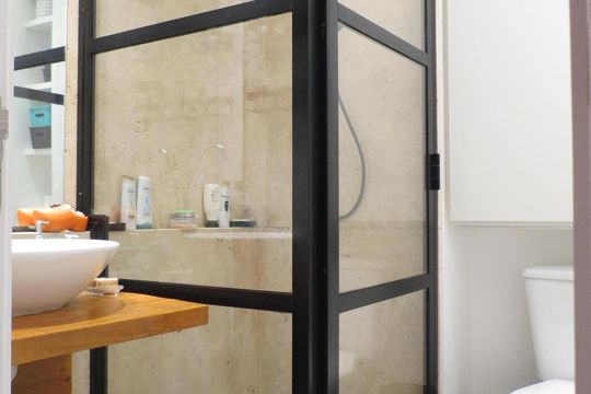 Banheiro de apartamento para alugar com 1 quarto, 28m² em Planalto Paulista, São Paulo