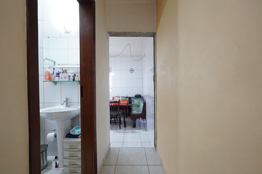 Corredor casa2 de casa à venda com 2 quartos, 277m² em Vila Mariana, São Paulo