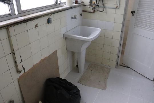 Área de Serviço de apartamento para alugar com 3 quartos, 121m² em Centro, Campos dos Goytacazes