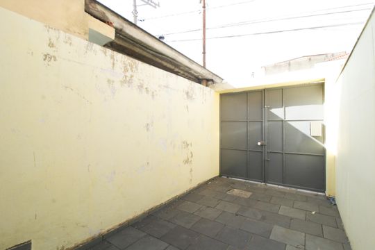 Garagem de casa para alugar com 2 quartos, 60m² em Vila Uniao(zona Norte), São Paulo