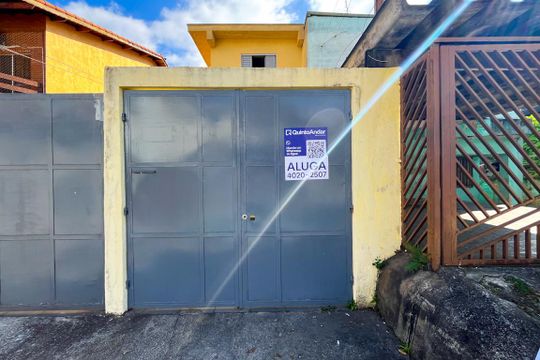 Fachada de casa para alugar com 2 quartos, 60m² em Vila Uniao(zona Norte), São Paulo