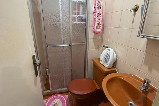 Banheiro de apartamento à venda com 3 quartos, 79m² em Jardim Santa Teresa, Jundiaí