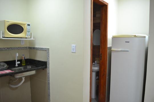 Cozinha de kitnet/studio para alugar com 1 quarto, 29m² em Chácara Flora, Petrópolis