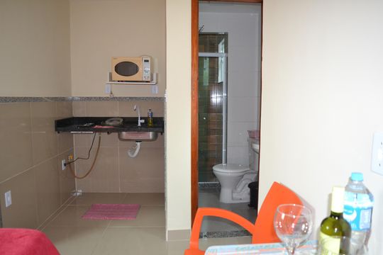 Quarto 1 de kitnet/studio para alugar com 1 quarto, 29m² em Chácara Flora, Petrópolis