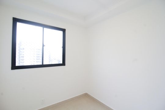 Quarto 1 de apartamento para alugar com 2 quartos, 42m² em Vila Albertina, São Paulo