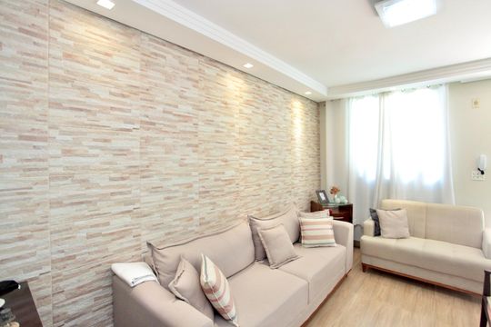 Sala de casa de condomínio para alugar com 2 quartos, 80m² em Califórnia, Belo Horizonte