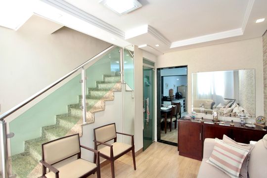 Sala de casa de condomínio para alugar com 2 quartos, 80m² em Califórnia, Belo Horizonte