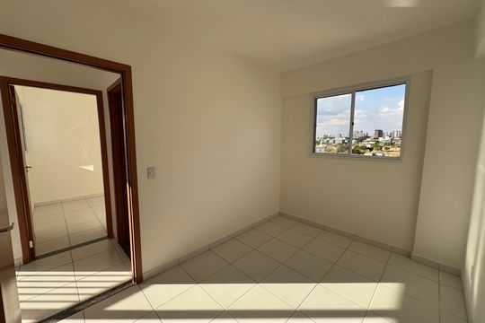 Quarto 1 de apartamento para alugar com 2 quartos, 50m² em Samambaia, Brasília