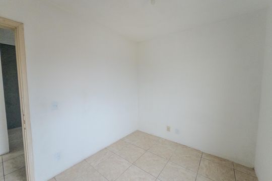 Apartamento para alugar com 2 quartos, 43m² em Vila Indiana, Taboão da Serra