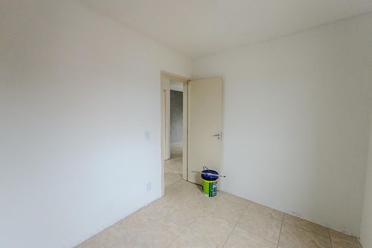 Apartamento para alugar com 2 quartos, 43m² em Vila Indiana, Taboão da Serra