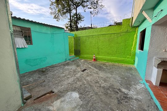Quintal de casa para alugar com 2 quartos, 40m² em Alianca, Ribeirão Pires