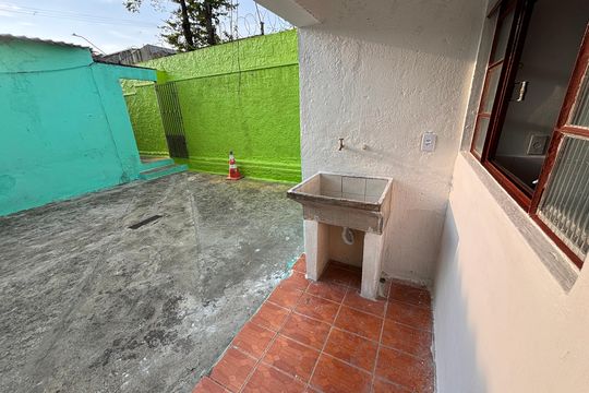 Área de Serviço de casa para alugar com 2 quartos, 40m² em Alianca, Ribeirão Pires