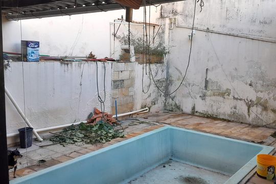 Área externa de casa à venda com 4 quartos, 195m² em Anhangabaú, Jundiaí