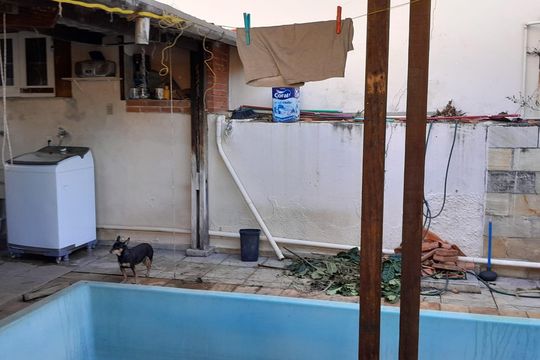 Área externa de casa à venda com 4 quartos, 195m² em Anhangabaú, Jundiaí
