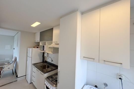 Cozinha de apartamento à venda com 3 quartos, 67m² em Bethaville I, Barueri