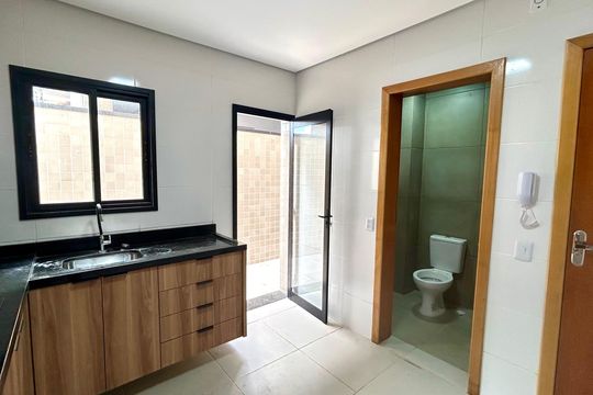 Cozinha de kitnet/studio para alugar com 1 quarto, 36m² em Jardim Ottawa, Guarulhos