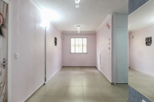 Apartamento à venda com 2 quartos, 50m² em Colônia (zona Leste), São Paulo