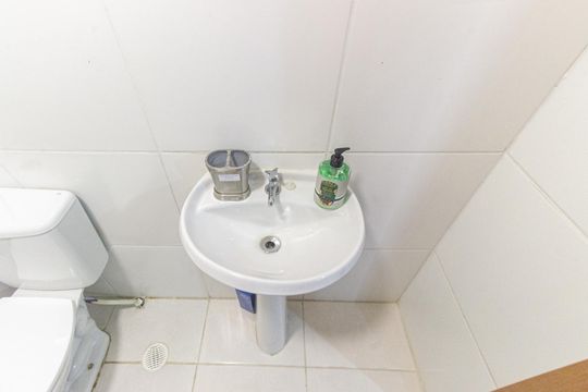 Banheiro de apartamento para alugar com 1 quarto, 24m² em Belenzinho, São Paulo