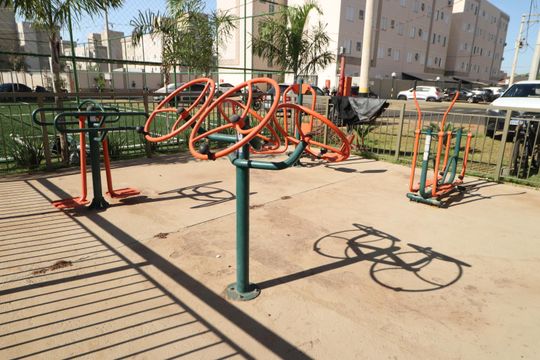 Área comum - Academia de apartamento para alugar com 2 quartos, 45m² em Jardim Patricia, Uberlândia