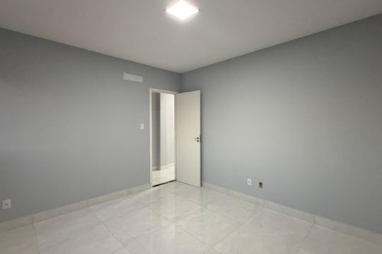 Quarto de kitnet/studio para alugar com 1 quarto, 37m² em Piatã, Salvador
