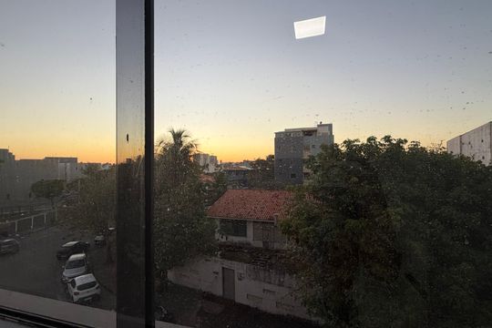 Vista de kitnet/studio para alugar com 1 quarto, 27m² em Piatã, Salvador