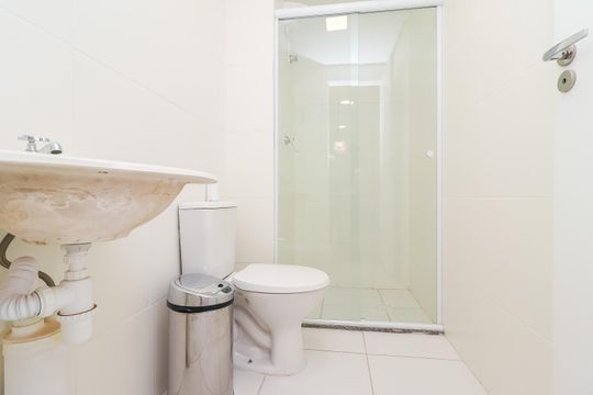 Banheiro de apartamento à venda com 2 quartos, 36m² em Jardim Helena, São Paulo