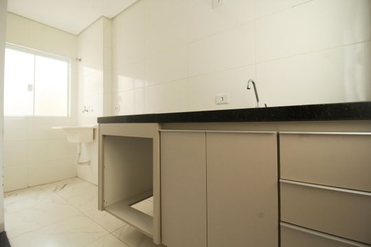 Cozinha e Área de Serviço de apartamento à venda com 3 quartos, 51m² em Piqueri, São Paulo