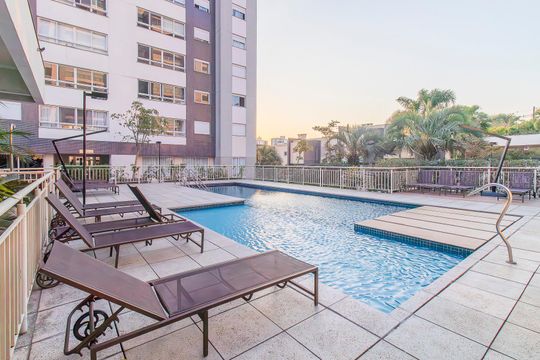 Área externa de apartamento à venda com 3 quartos, 247m² em Jardim do Salso, Porto Alegre