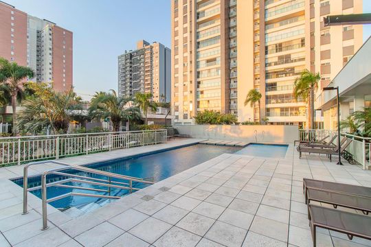 Área externa de apartamento à venda com 3 quartos, 247m² em Jardim do Salso, Porto Alegre