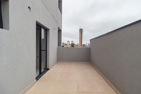 Garden/Área Privativa - Lado 1 de apartamento para alugar com 2 quartos, 95m² em Vila Invernada, São Paulo