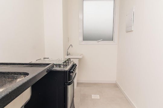 Cozinha de apartamento à venda com 1 quarto, 42m² em Partenon, Porto Alegre