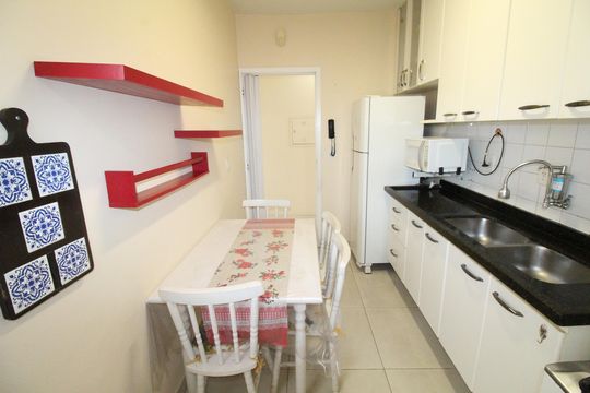 Cozinha de apartamento para alugar com 3 quartos, 98m² em Floradas de São José, São José dos Campos