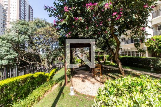 Área comum de apartamento para alugar com 3 quartos, 212m² em Alphaville, Barueri