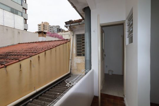 Área de serviço de apartamento para alugar com 3 quartos, 94m² em Rio Branco, Porto Alegre