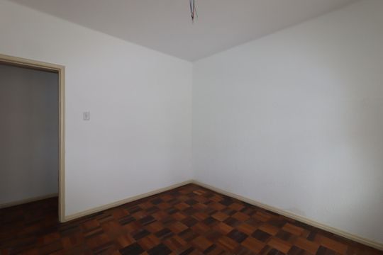 Quarto 3 de apartamento para alugar com 3 quartos, 94m² em Rio Branco, Porto Alegre
