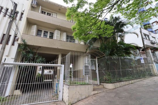 Fachada de apartamento para alugar com 3 quartos, 94m² em Rio Branco, Porto Alegre