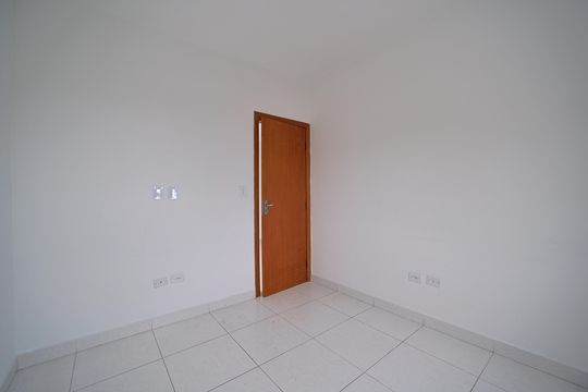 Quarto 1 de casa para alugar com 2 quartos, 40m² em Jardim Brasilia, São Paulo