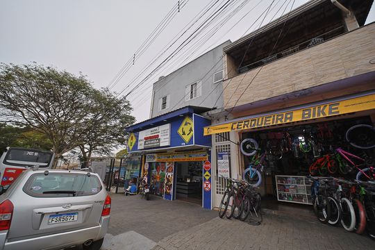 Fachada de casa para alugar com 2 quartos, 40m² em Jardim Brasilia, São Paulo