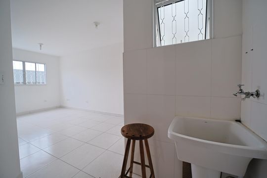 Cozinha e Área de Serviço de casa para alugar com 2 quartos, 40m² em Jardim Brasilia, São Paulo