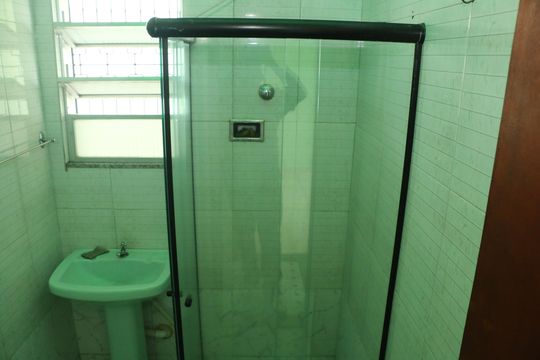 Banheiro de apartamento para alugar com 2 quartos, 180m² em Centro, Nova Iguaçu